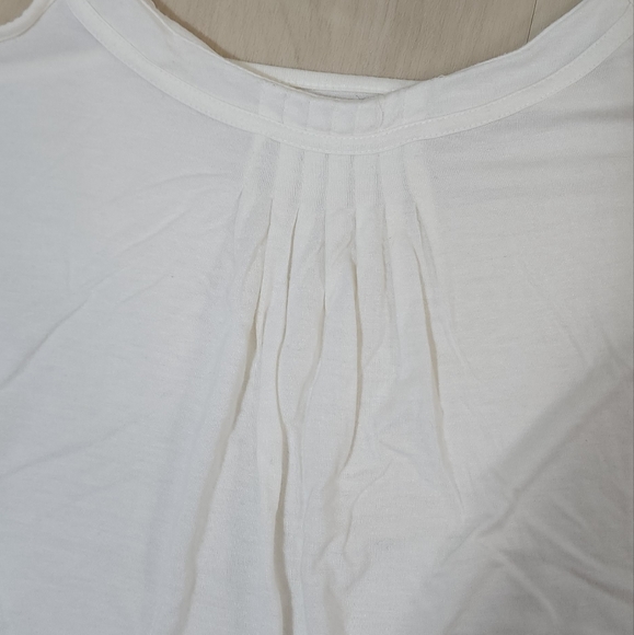 Loft Tops - Picture 5 of 6